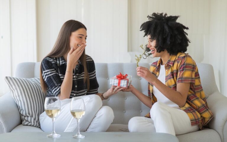 Oto sekret psychologów, jak zrobić najlepszy prezent na Boże Narodzenie