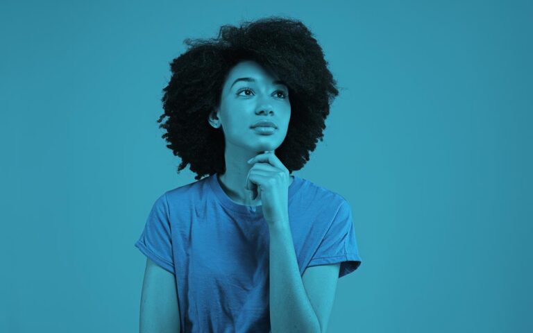 Psychologia: rozmawianie z samym sobą, gdy jesteśmy sami, ujawnia dziś potężne cechy i często wyjątkowe zdolności, według badaczy